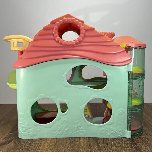 LPS - Biggest Littlest Pet Shop Playset - Foldable House - 2005 - Hasbro - Picture 3 of 15